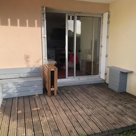 Un A La Apartament *